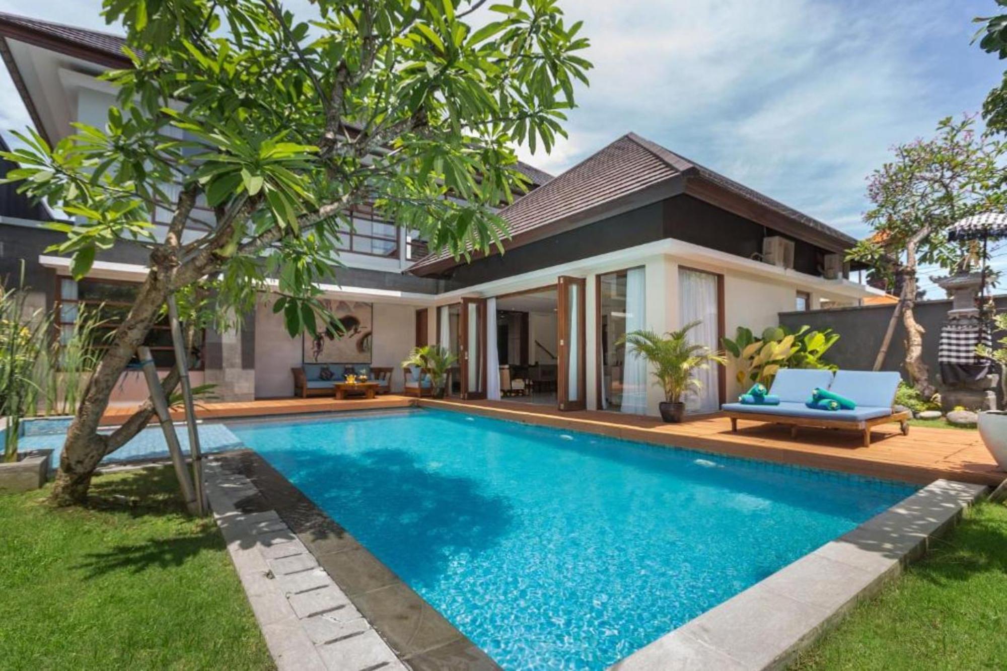 Luxury 3 Bedroom Private Pool Zn102 Seminyak (Bali)