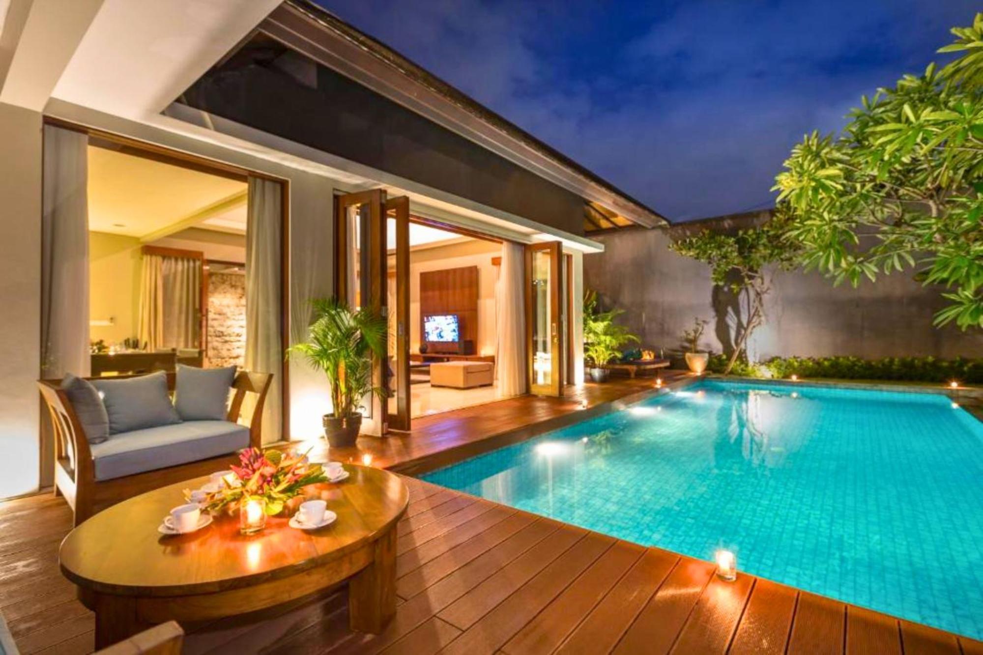 Luxury 3 Bedroom Private Pool Zn102
